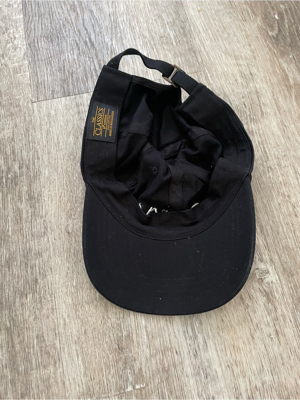 Savvi Black Embroidered Logo Baseball Cap - Picture 4 of 5